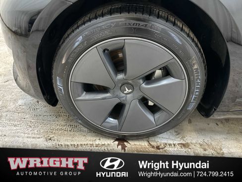 Used 2023 Tesla Model 3 Standard Range image 8