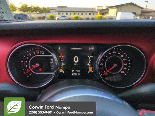 Used 2020 Jeep Gladiator Rubicon w/ Trailer Tow Package AWD/4WD image 15