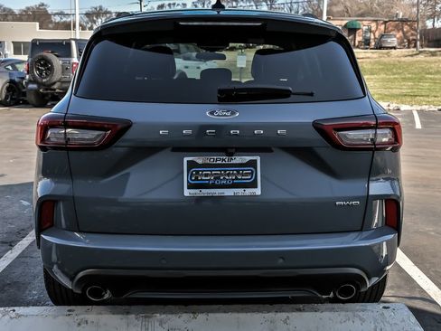 Certified 2024 Ford Escape ST-Line w/ Tech Pack #1 image 8