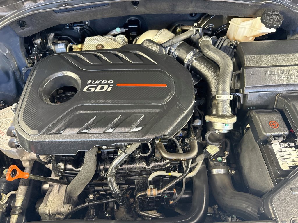 Used 2018 Hyundai Santa Fe Sport AWD/4WD image 39