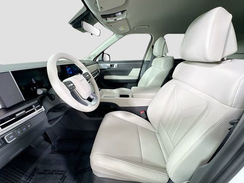 Used 2026 Hyundai Santa Fe SEL image 17