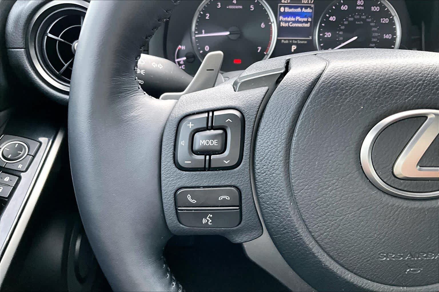 Used 2023 Lexus IS 300 w/ Comfort Package RWD image 22