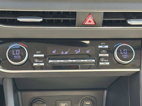 Used 2023 Hyundai Sonata SEL image 14