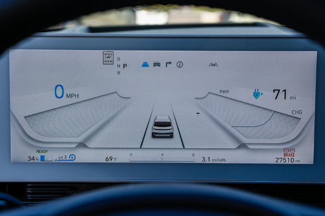 Certified 2024 Hyundai Ioniq 5 Limited AWD/4WD image 16