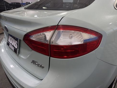 Used 2017 Ford Fiesta SE FWD image 14