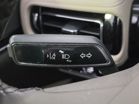 Used 2023 Lincoln Nautilus Reserve image 19