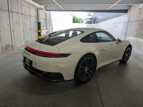 Used 2025 Porsche 911 Carrera 4 GTS image 8