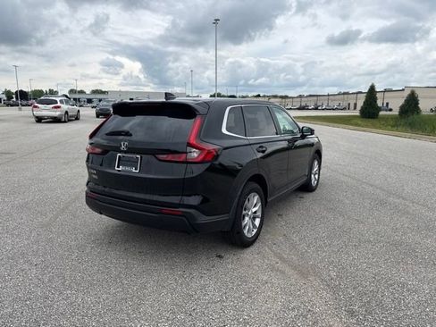 Used 2024 Honda CR-V EX image 5
