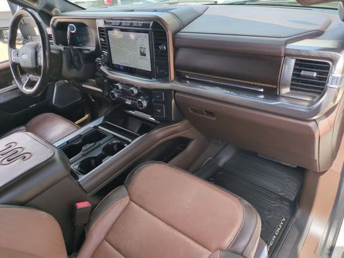 Used 2023 Ford F250 King Ranch w/ Chrome Package image 17