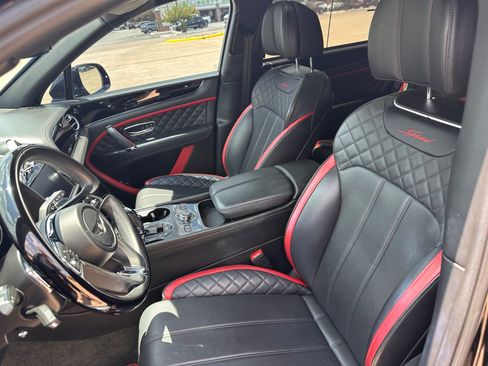 Used 2020 Bentley Bentayga Speed AWD/4WD image 15