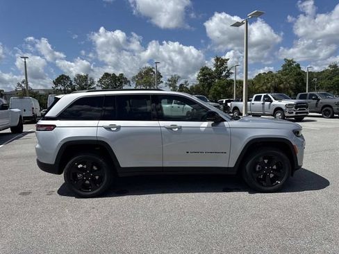 New 2026 Jeep Grand Cherokee Limited w/ Limited Altitude Package RWD image 2