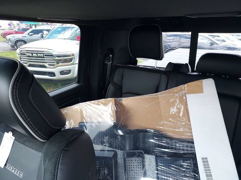 New 2026 RAM 2500 Laramie w/ Night Edition AWD/4WD image 12