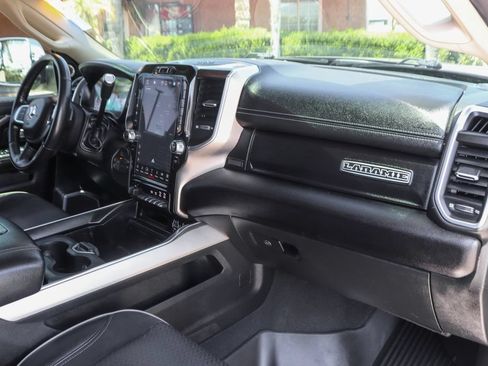 Used 2022 RAM 2500 Laramie AWD/4WD image 38