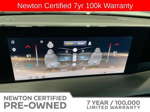 Used 2025 Nissan Armada SL w/ Captain's Chari Seat Package RWD image 46