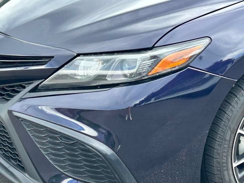 Used 2022 Toyota Camry SE FWD image 11