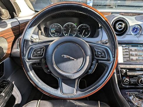 Used 2012 Jaguar XJ L RWD image 19