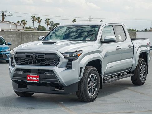 New 2026 Toyota Tacoma TRD Sport AWD/4WD image 3