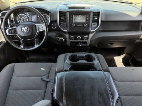 Used 2019 RAM 1500 Big Horn AWD/4WD image 14