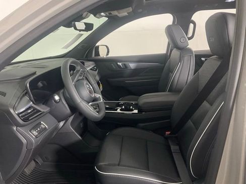 New 2026 Buick Enclave Sport Touring w/ Power Package FWD image 28