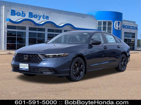 New 2025 Honda Accord SE image 1