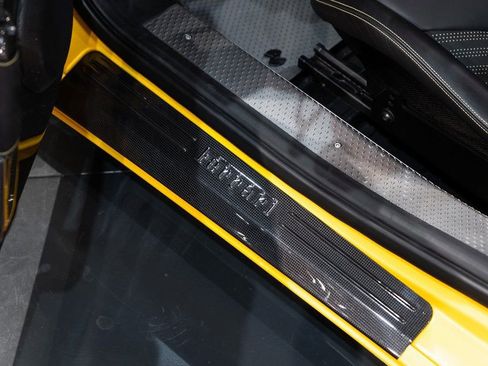 Certified 2015 Ferrari 458 Speciale A image 26