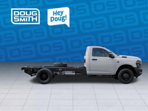 New 2026 RAM 3500 Tradesman AWD/4WD image 22