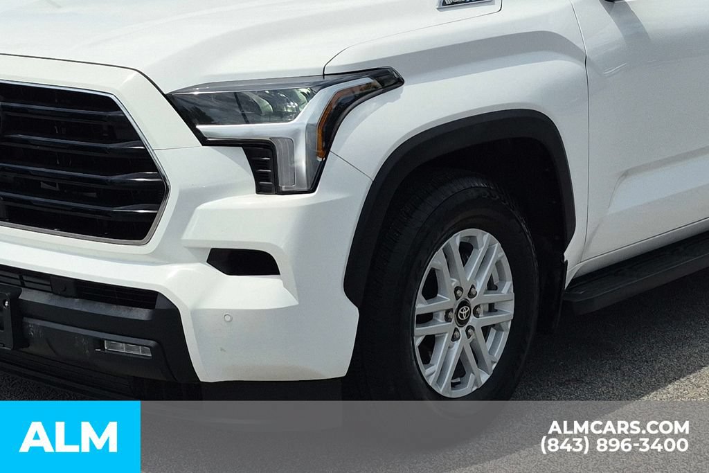 Used 2025 Toyota Sequoia SR5 AWD/4WD image 11