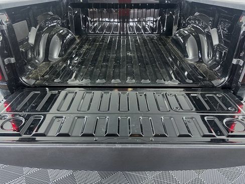 Used 2026 RAM 1500 Laramie w/ Night Edition RWD image 28