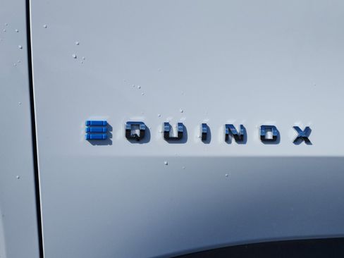 New 2026 Chevrolet Equinox EV LT image 5