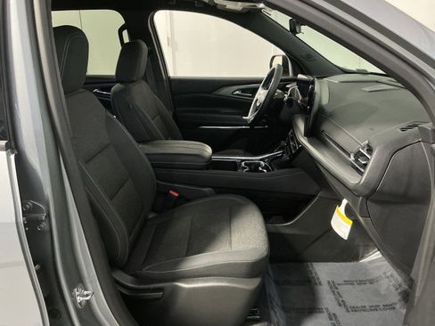 New 2026 Chevrolet Traverse LT w/ Enhanced Driving Package FWD image 27