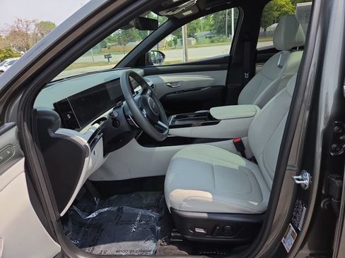 Used 2025 Hyundai Tucson Limited AWD/4WD image 25