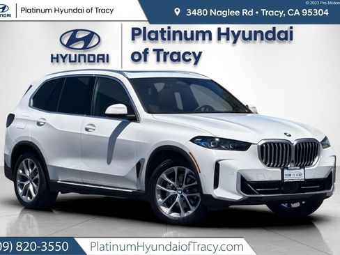 Used 2025 BMW X5 xDrive40i w/ Climate Comfort Package AWD/4WD image 1
