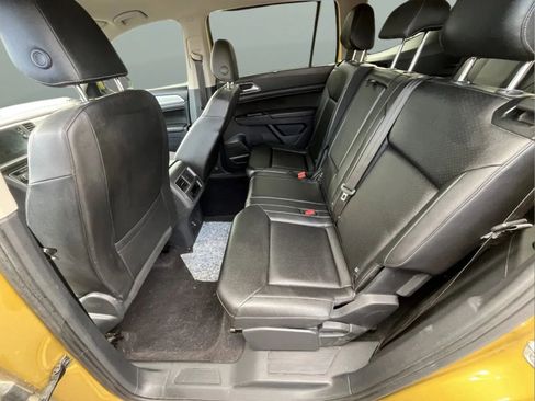 Used 2018 Volkswagen Atlas SE AWD/4WD image 12