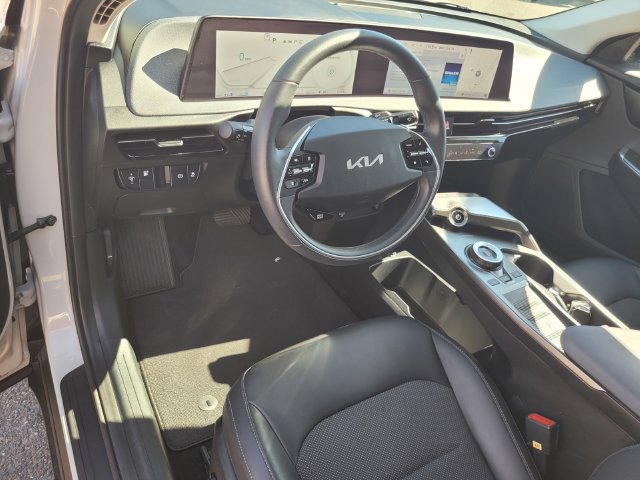 Used 2024 Kia EV6 Light RWD image 9