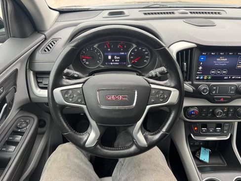 Used 2020 GMC Terrain SLT w/ Preferred Package image 18