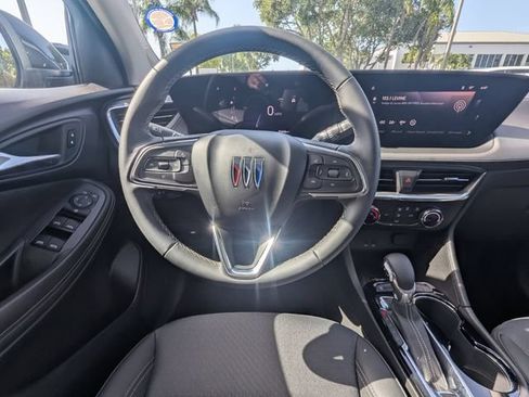 Certified 2025 Buick Encore GX Preferred w/ Advanced Technology Package FWD image 15