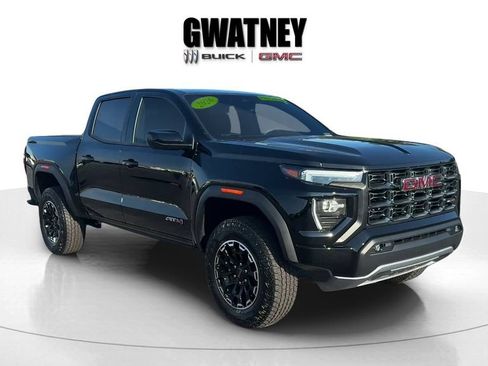 Used 2026 GMC Canyon AT4 AWD/4WD image 3