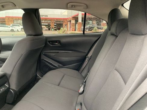 Used 2024 Toyota Corolla LE FWD image 9