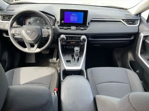 Certified 2025 Toyota RAV4 LE AWD/4WD image 19