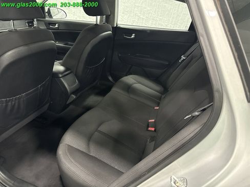 Used 2017 Kia Optima LX image 9