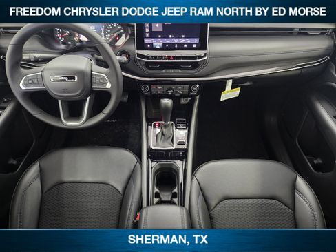 New 2026 Jeep Compass Latitude image 19