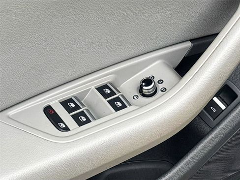 Used 2019 Audi A4 2.0T Premium w/ Convenience Package image 19