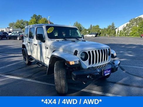 Used 2023 Jeep Wrangler Unlimited Sahara AWD/4WD image 2