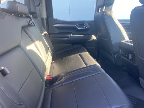 Certified 2022 Chevrolet Silverado 1500 LT Trail Boss w/ LT Trail Boss Premium Package image 8