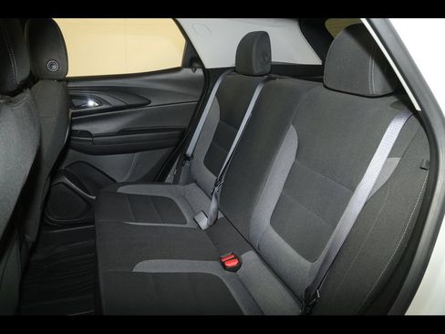 Used 2023 Chevrolet TrailBlazer LT w/ Convenience Package AWD/4WD image 28