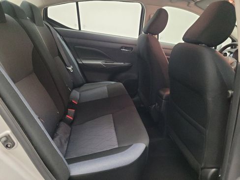 Used 2025 Nissan Versa SV FWD image 19