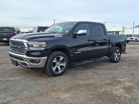 Used 2023 RAM 1500 Laramie AWD/4WD image 6