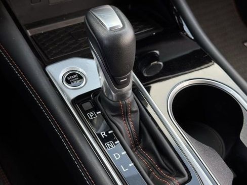 Used 2024 Nissan Altima 2.5 SR w/ SR Premium Package FWD image 21
