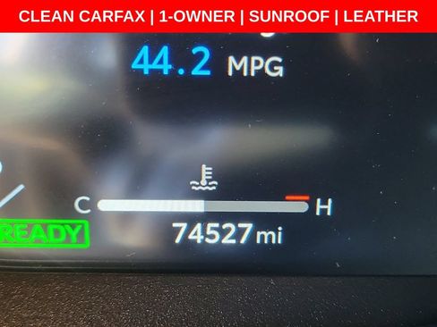Used 2023 Toyota RAV4 XSE AWD/4WD image 4