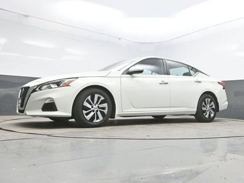 Used 2020 Nissan Altima 2.5 S FWD image 35
